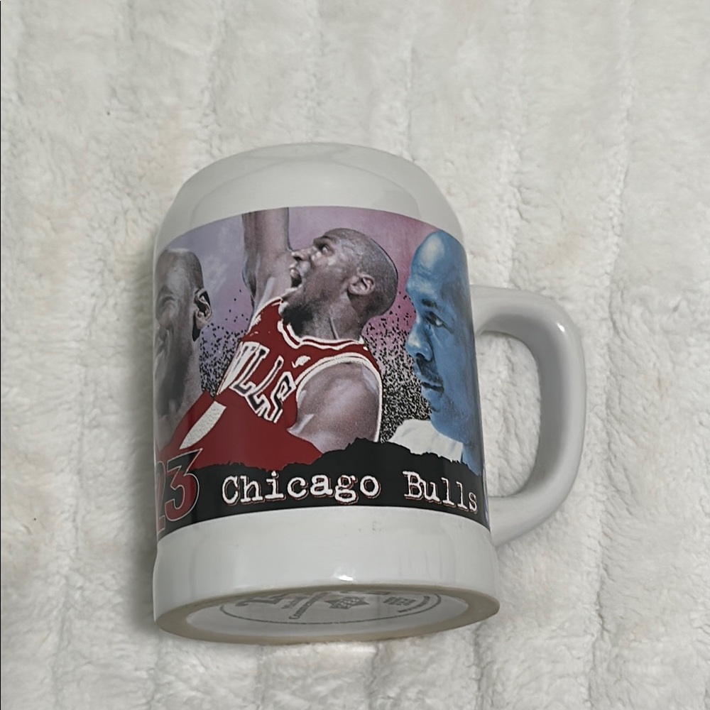 😊 Upper Deck Micheal Jordan 23 Commemorative Tankard Collectable Mug